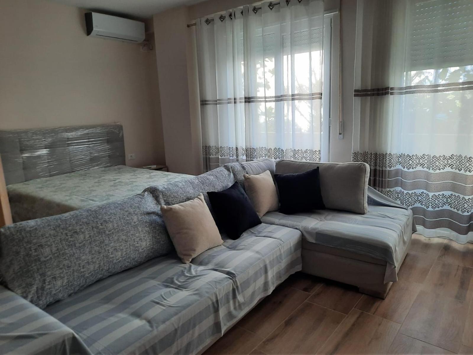 Spacious Near The Seaside Апартаменты *